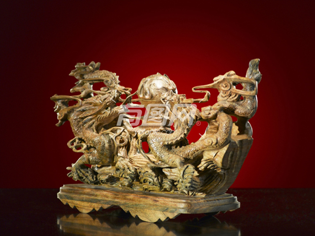 中国传统木雕工艺品