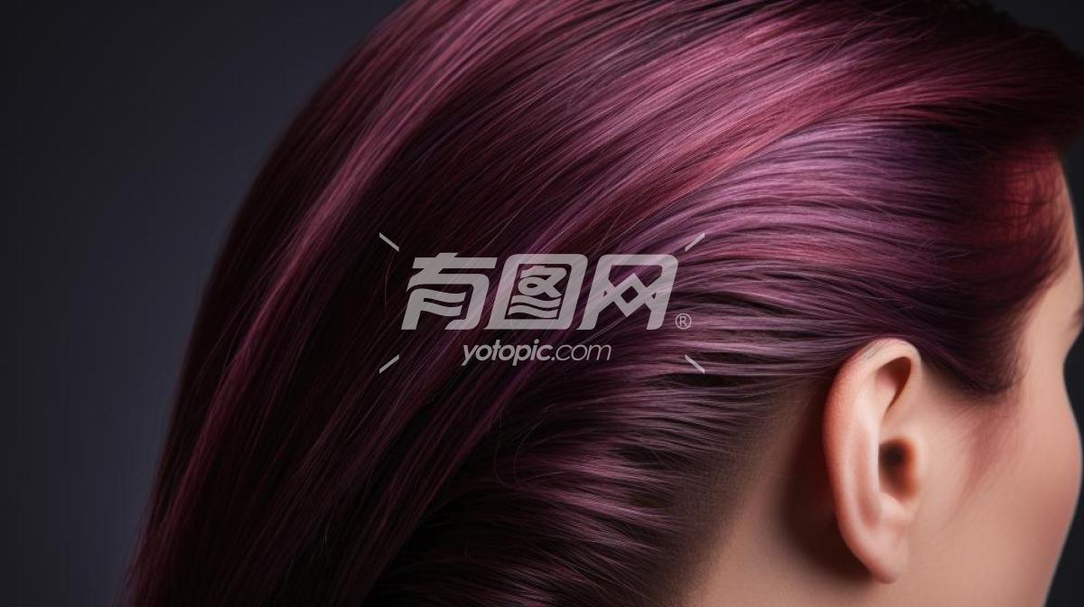 紫色头发的女人