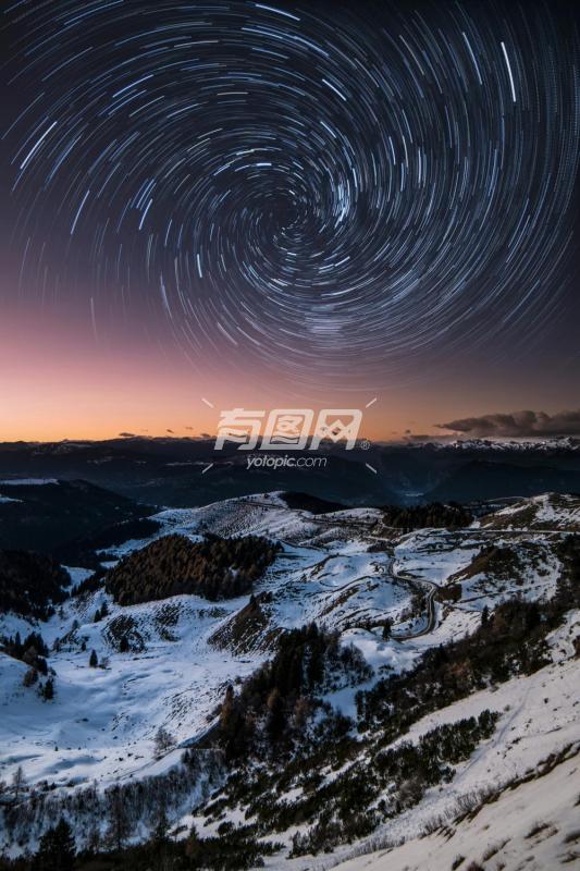 雪山之夜