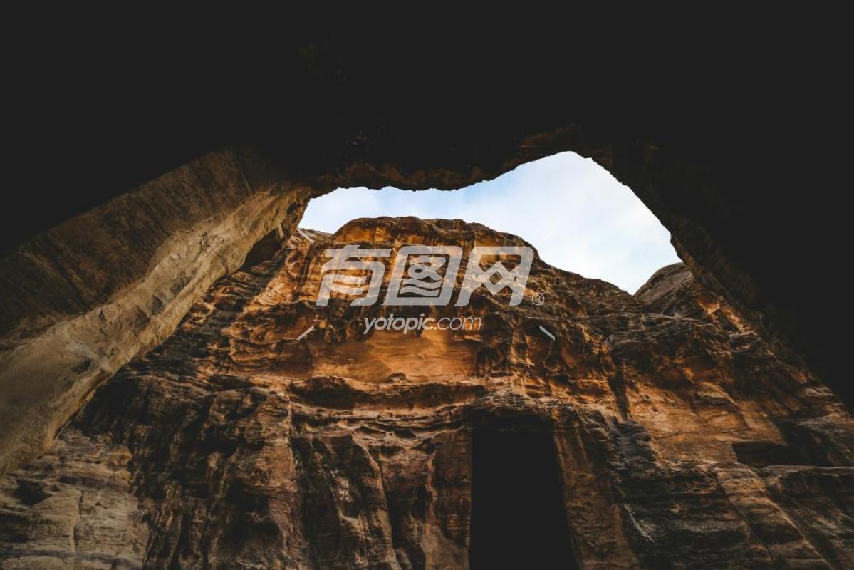 岩石峡谷